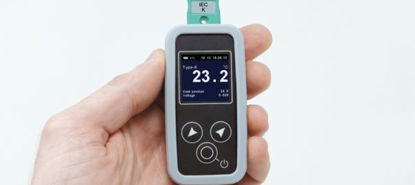 Excelog One data logger and thermocouple simulator